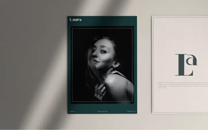 Posters verdes del diseño de marca Laura O para una agencia de branding en Colombia